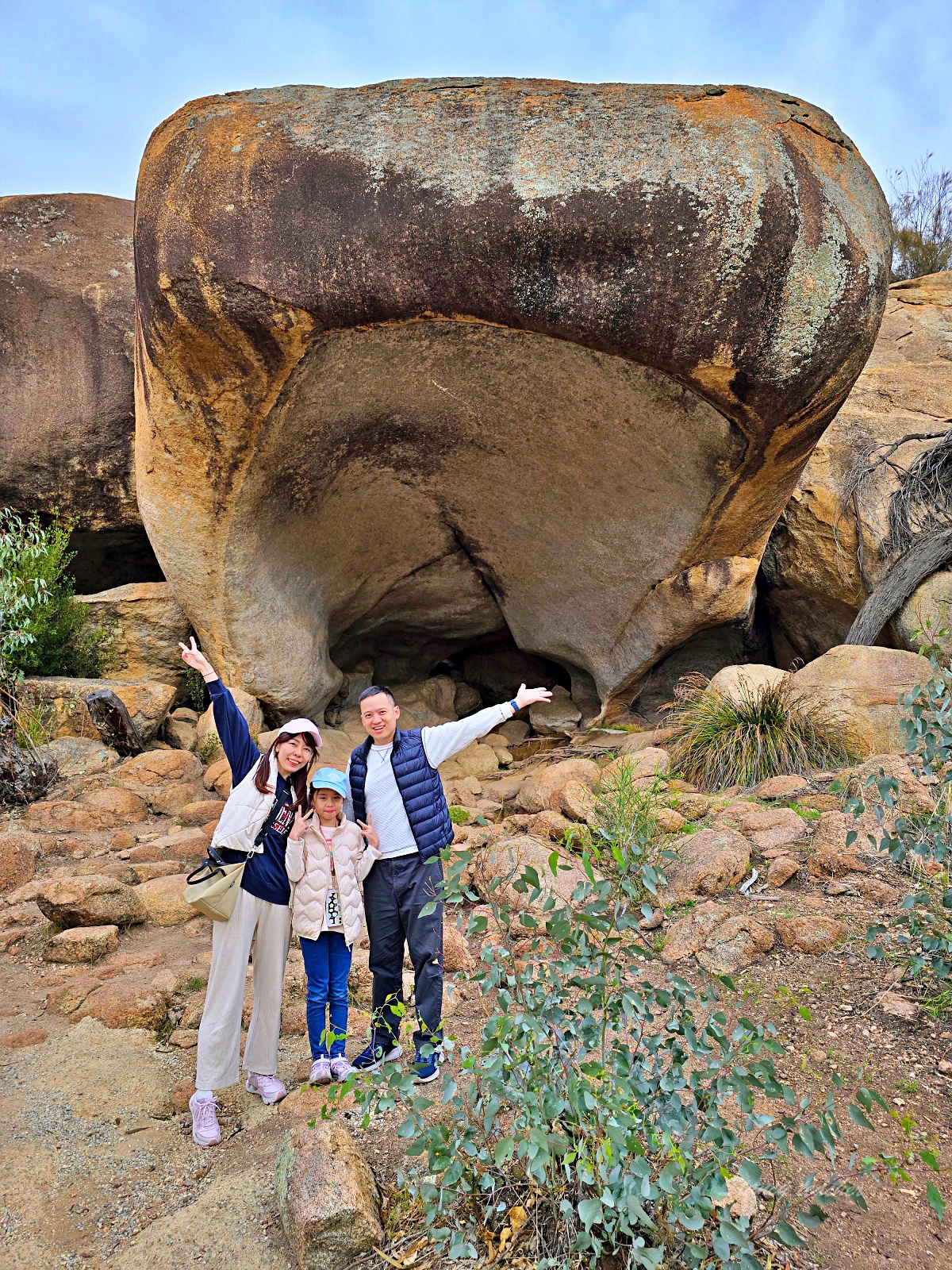 西澳波浪岩 Wave Rock 一日遊｜珀斯出發、約克小鎮、原民洞穴與親子行程取捨