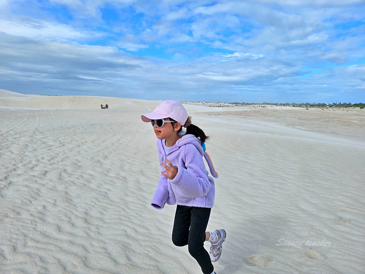 Lancelin Sand Dunes 滑沙攻略｜珀斯出發親子沙丘、租板流程與北線行程取捨