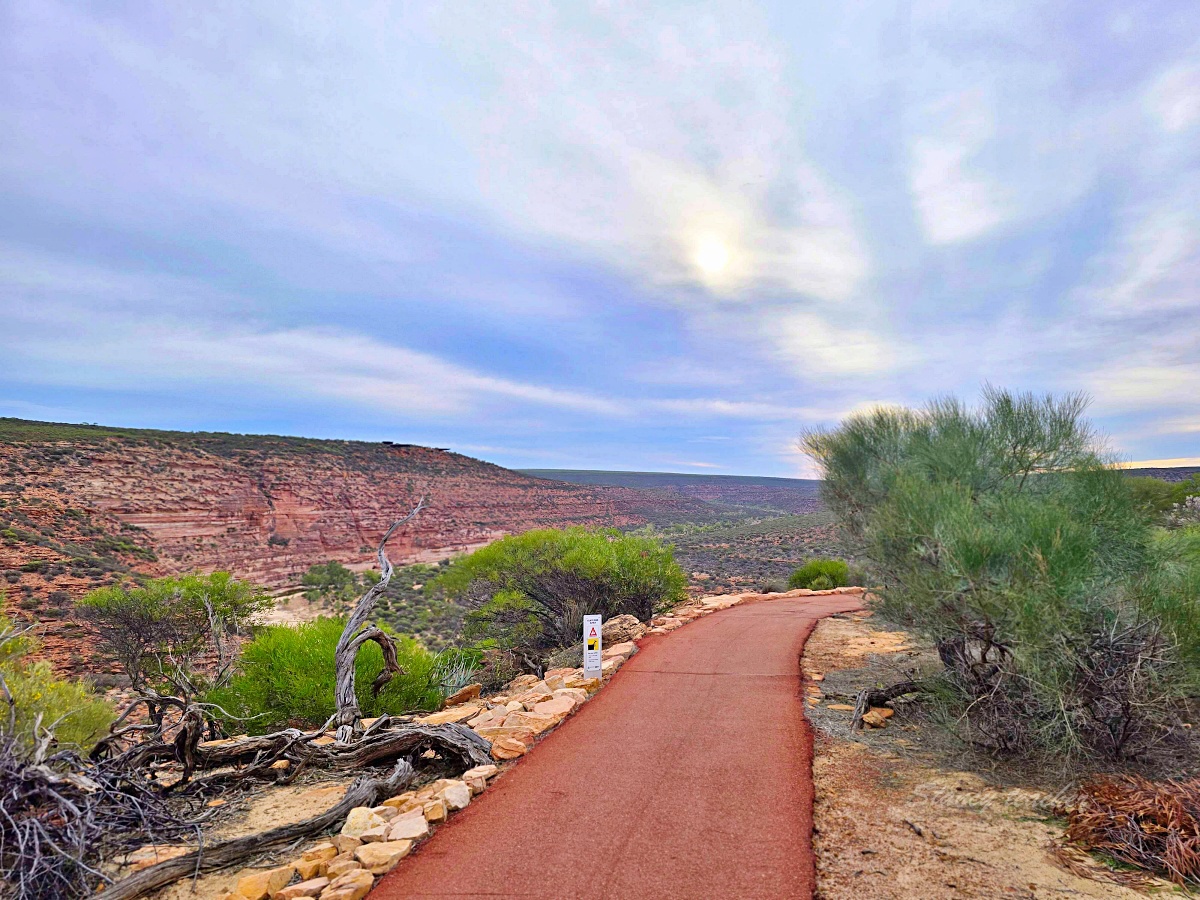 Kalbarri 卡巴里國家公園親子自駕｜Skywalk、天空之窗、門票與西澳北線住宿安排
