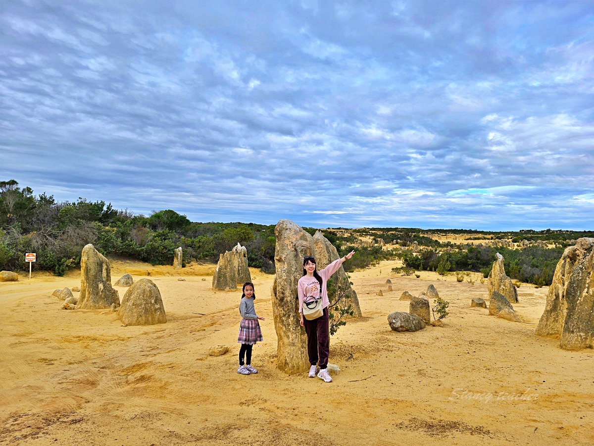 尖峰石陣 Pinnacles Desert 攻略｜珀斯自駕、門票開放時間、觀星與親子一日遊