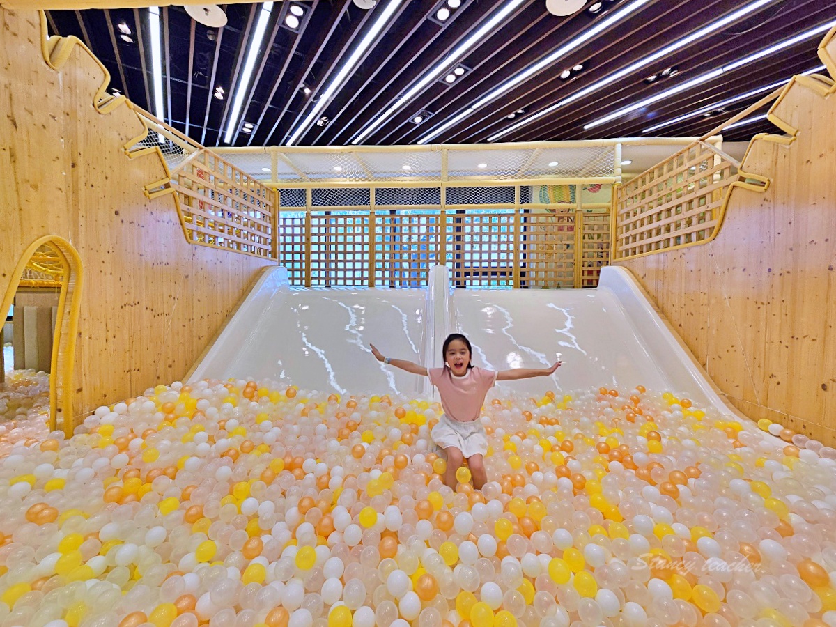 「樂米樂園台中北歐館」全新升級開箱｜秀泰生活S2館600坪夢幻親子樂園，一票玩到底！