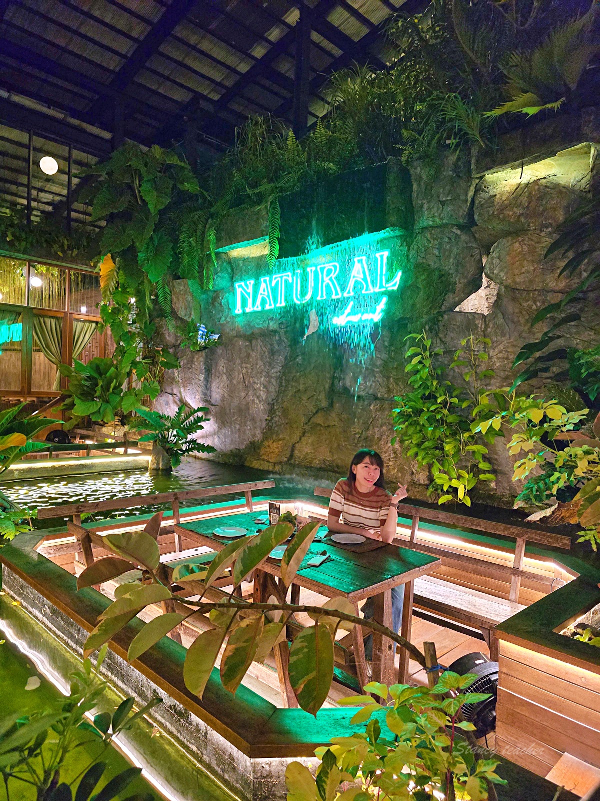 【普吉島景觀餐廳推薦】「自然廚房機場店(Natural Restaurant Airport)」普吉機場附近最方便的泰式餐廳推薦 【普吉島景觀餐廳推薦】「自然廚房機場店(Natural Restaurant Airport)」普吉機場附近最方便的泰式餐廳推薦