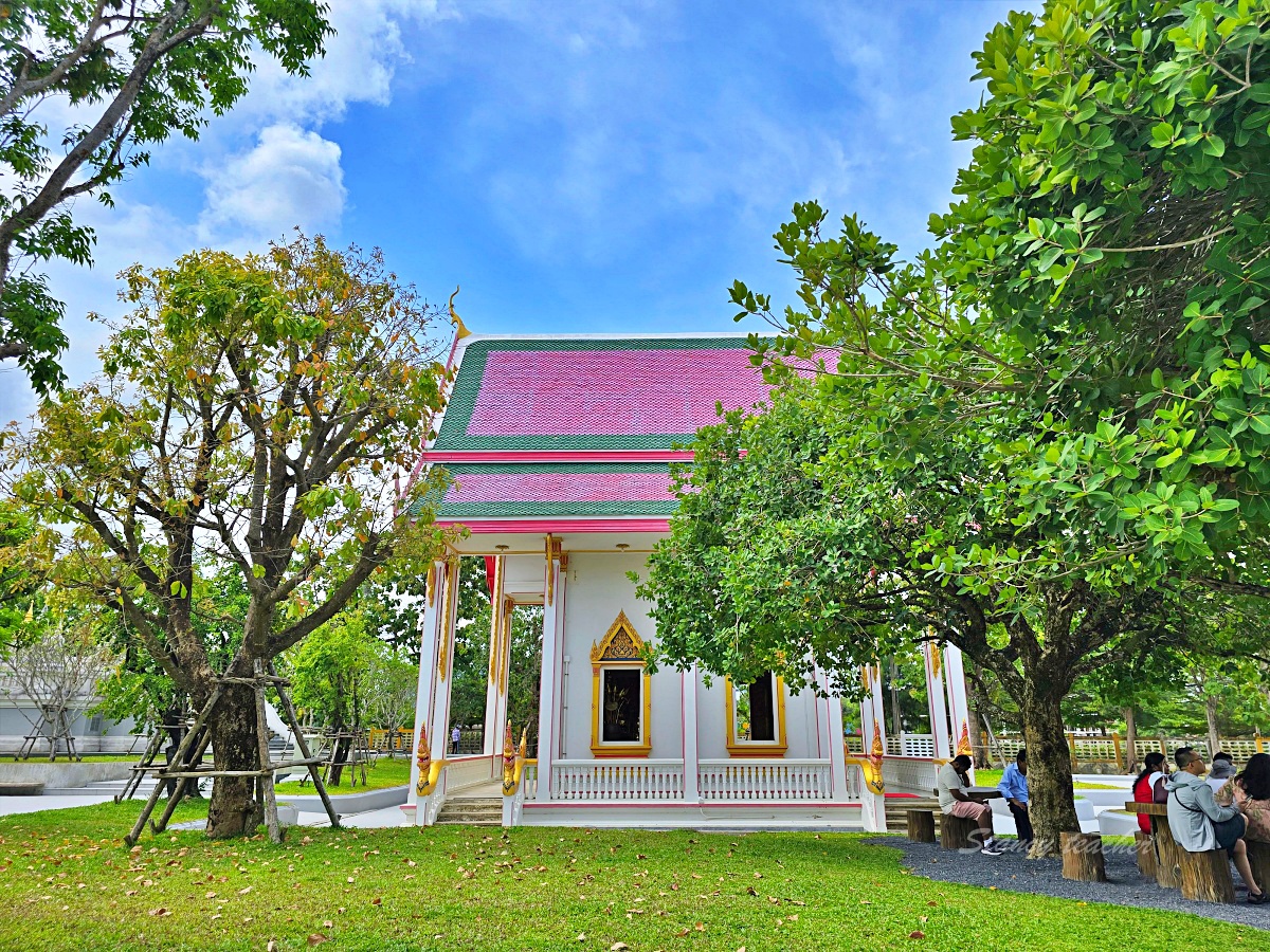 【普吉島查龍寺 Wat Chalong】最靈驗的泰國南部佛寺，一次看建築、祈福與順遊大佛攻略