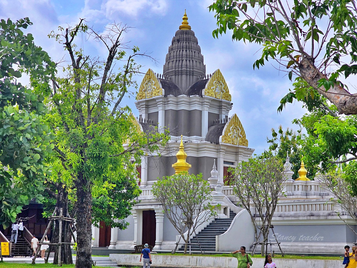 【普吉島查龍寺 Wat Chalong】最靈驗的泰國南部佛寺，一次看建築、祈福與順遊大佛攻略