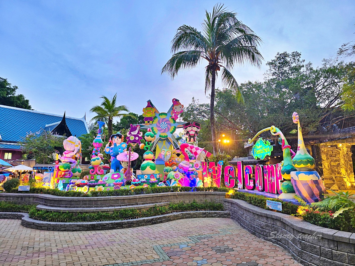 【普吉島親子景點推薦】普吉島幻多奇樂園 Phuket FantaSea｜豪華自助餐、泰服專業棚拍、精彩夜間表演一次收錄！