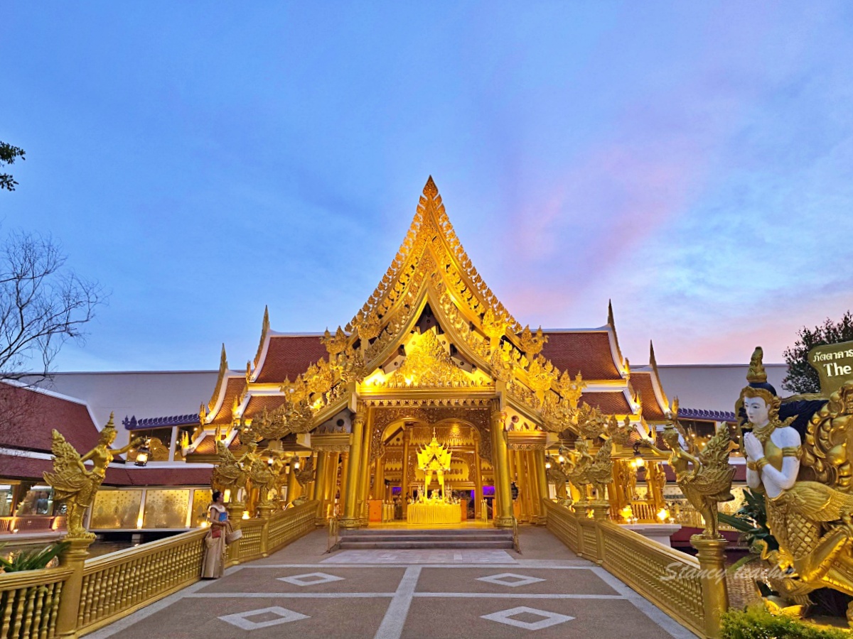 【普吉島親子景點推薦】普吉島幻多奇樂園 Phuket FantaSea｜豪華自助餐、泰服專業棚拍、精彩夜間表演一次收錄！