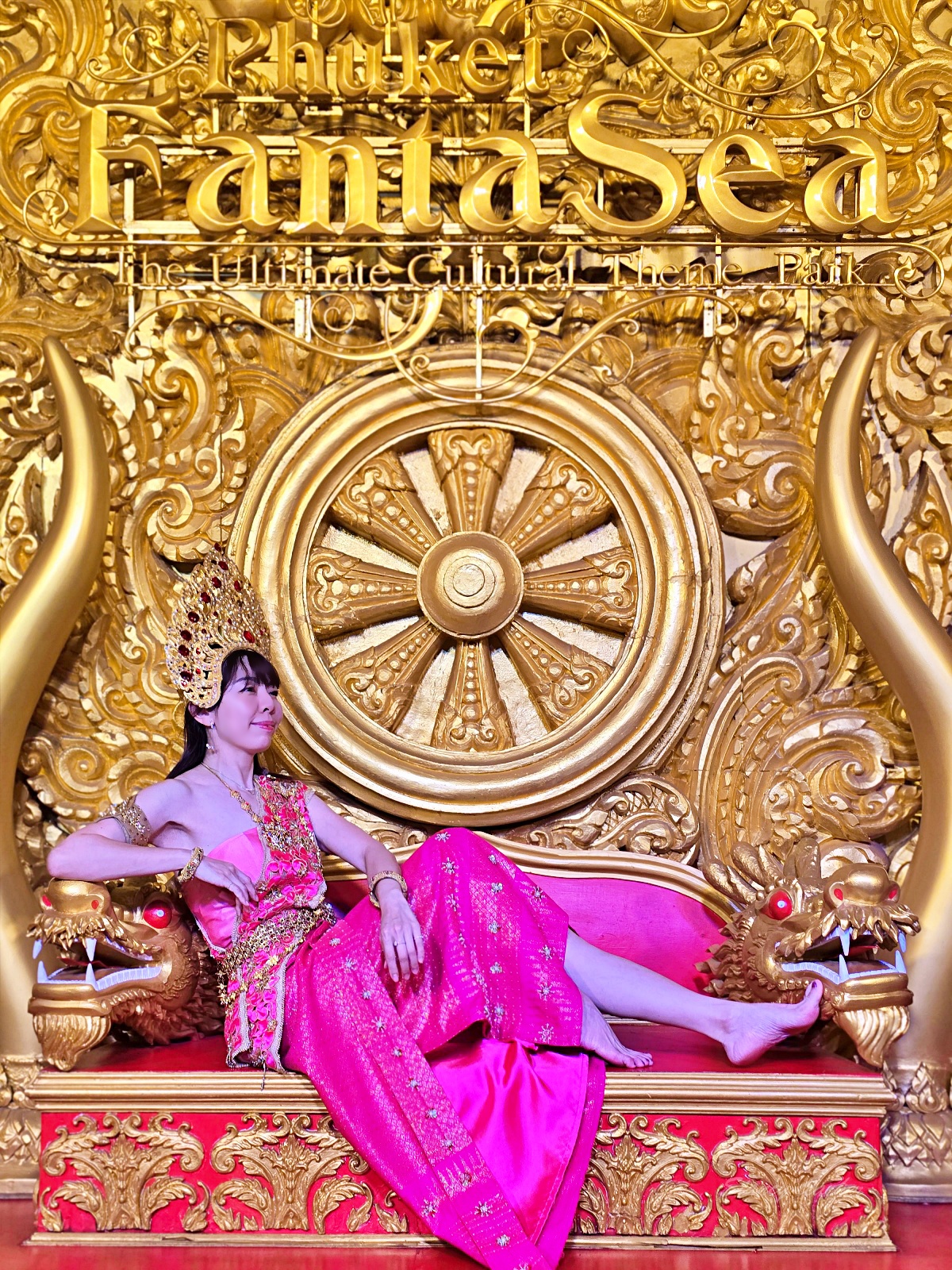 【普吉島親子景點推薦】普吉島幻多奇樂園 Phuket FantaSea｜豪華自助餐、泰服專業棚拍、精彩夜間表演一次收錄！