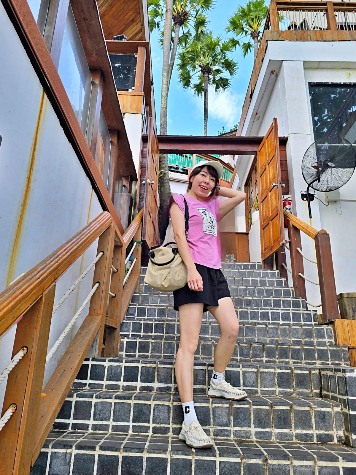 【普吉島海景餐廳推薦】「 The Commune」卡塔與卡倫海灘之峭壁景觀餐廳推薦