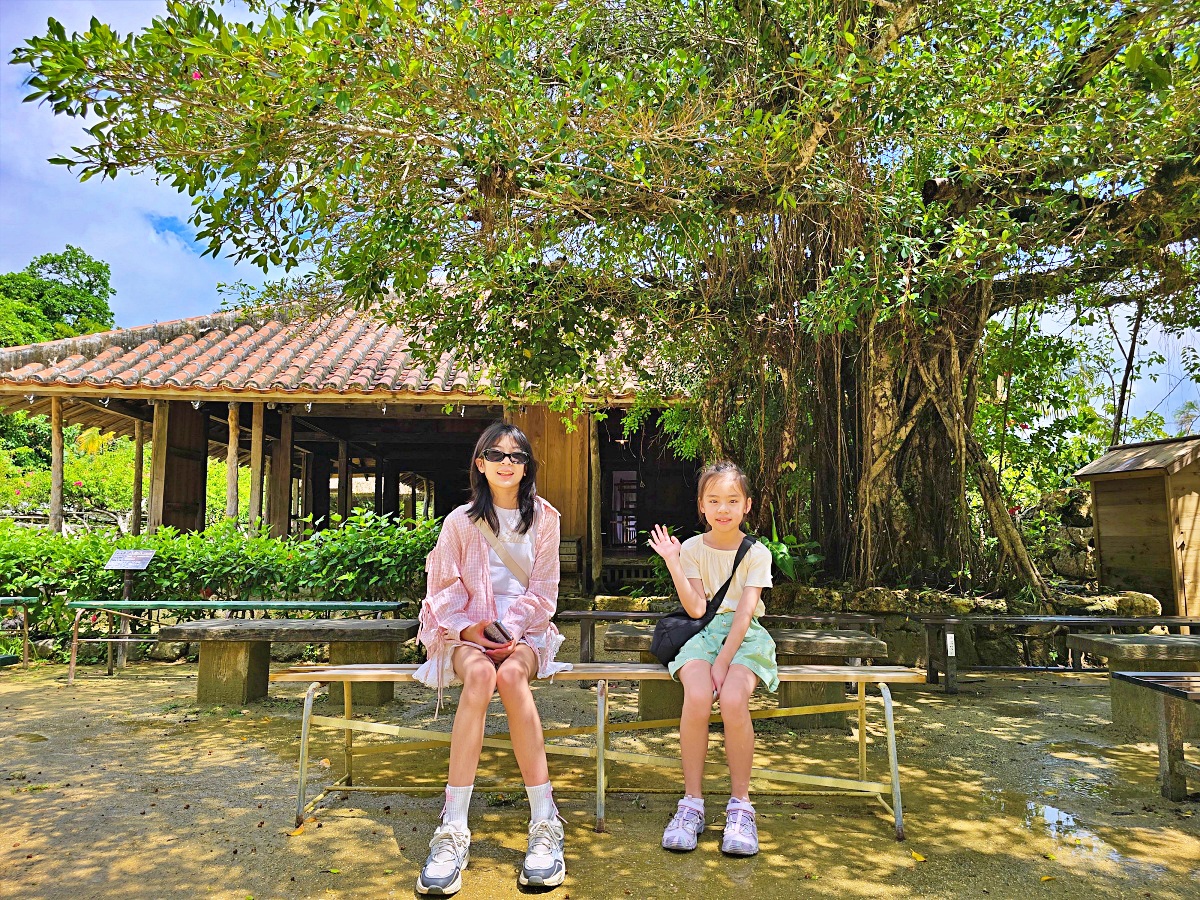 沖繩北部景點「琉球村」體驗穿沖繩傳統服飾雨天也能拍出美照! 沖繩北部景點「琉球村」體驗穿沖繩傳統服飾雨天也能拍出美照!