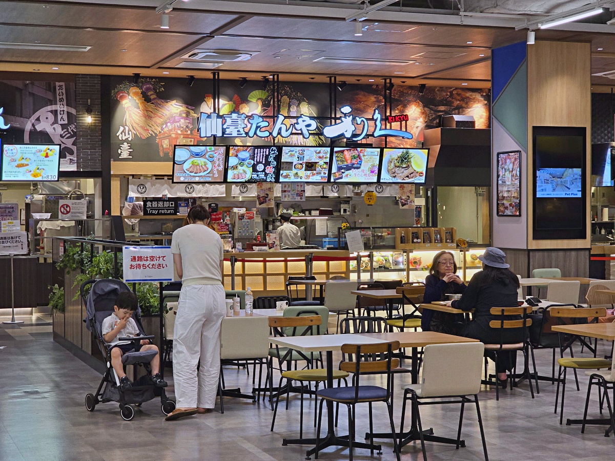 福岡 LaLaport 巨型鋼彈購物中心攻略｜交通方式、樓層介紹、必逛日系店家、退稅教學一次看