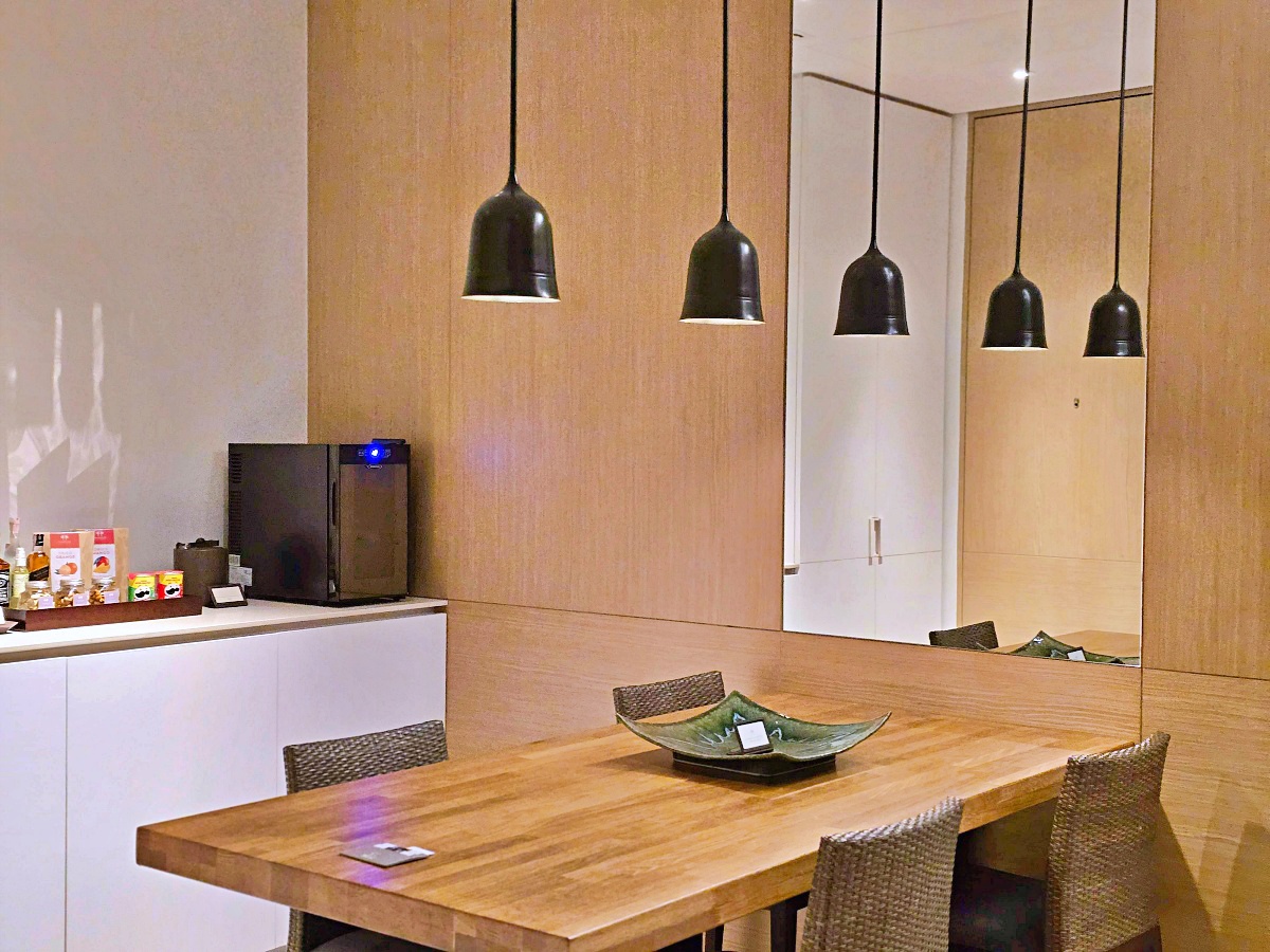 普吉島海景飯店推薦:Twinpalms MontAzure Phuket 普吉雙棕櫚樹籃山酒店,卡馬拉海灘早餐太享受 普吉島海景飯店推薦:Twinpalms MontAzure Phuket 普吉雙棕櫚樹籃山酒店,卡馬拉海灘早餐太享受