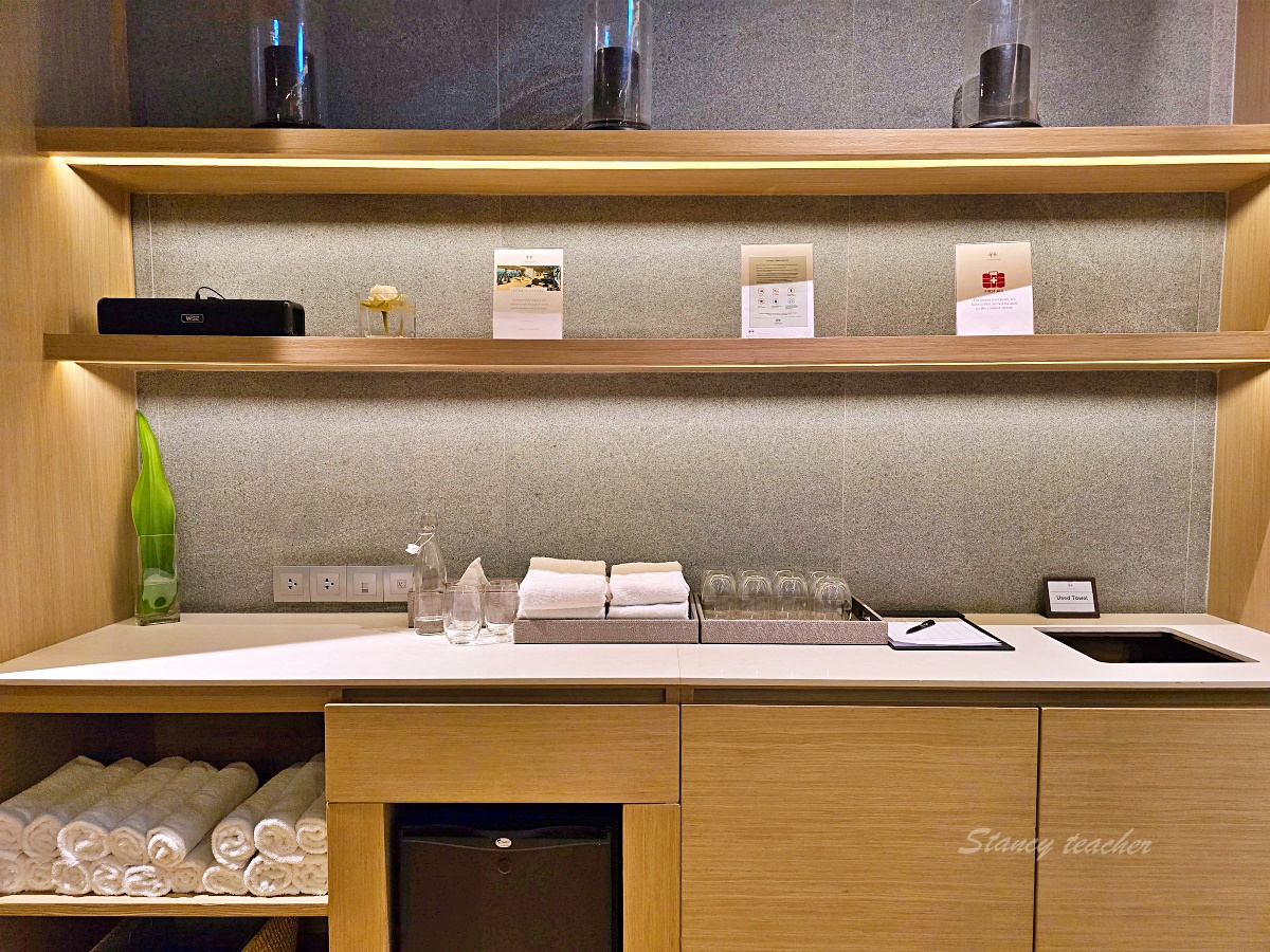 普吉島海景飯店推薦:Twinpalms MontAzure Phuket 普吉雙棕櫚樹籃山酒店,卡馬拉海灘早餐太享受 普吉島海景飯店推薦:Twinpalms MontAzure Phuket 普吉雙棕櫚樹籃山酒店,卡馬拉海灘早餐太享受