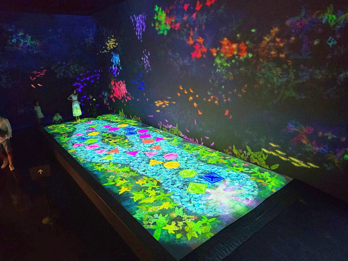 沖繩雨天景點推薦｜沖繩 teamLab Future Park：沉浸式光影親子互動體驗心得開箱文