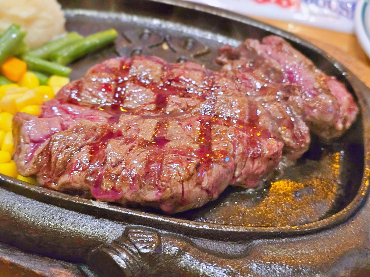 沖繩美食推薦|Steak House 88 國際通店老字號牛排館心得|交通、訂位、菜單、優惠票券 沖繩美食推薦|Steak House 88 國際通店老字號牛排館心得|交通、訂位、菜單、優惠票券
