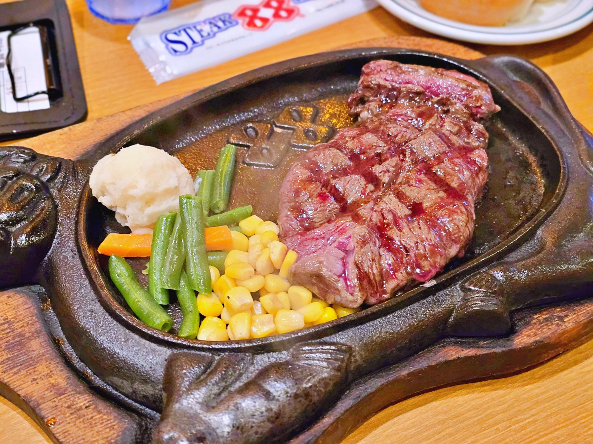 沖繩美食推薦|Steak House 88 國際通店老字號牛排館心得|交通、訂位、菜單、優惠票券 沖繩美食推薦|Steak House 88 國際通店老字號牛排館心得|交通、訂位、菜單、優惠票券