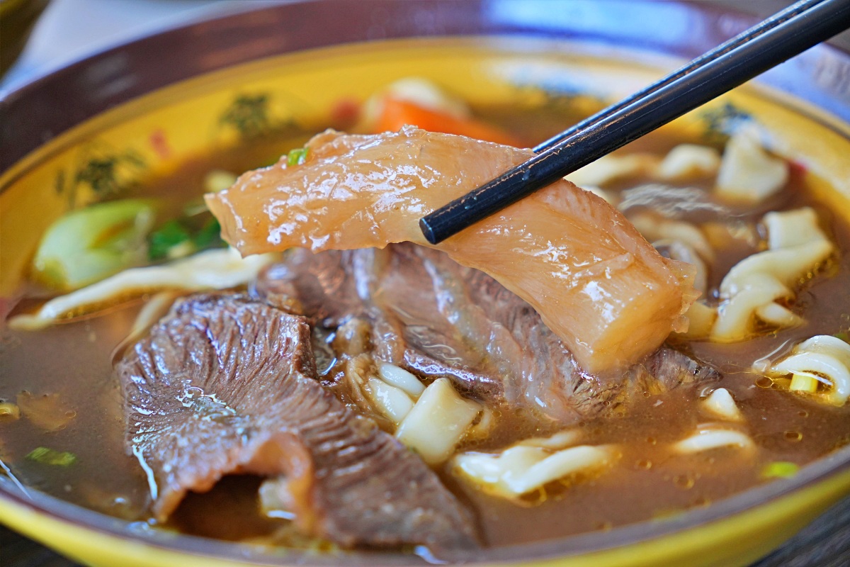 【彰化必吃牛肉麵】非你莫屬牛肉麵館，溪湖鎮在地人狂推的平價美食