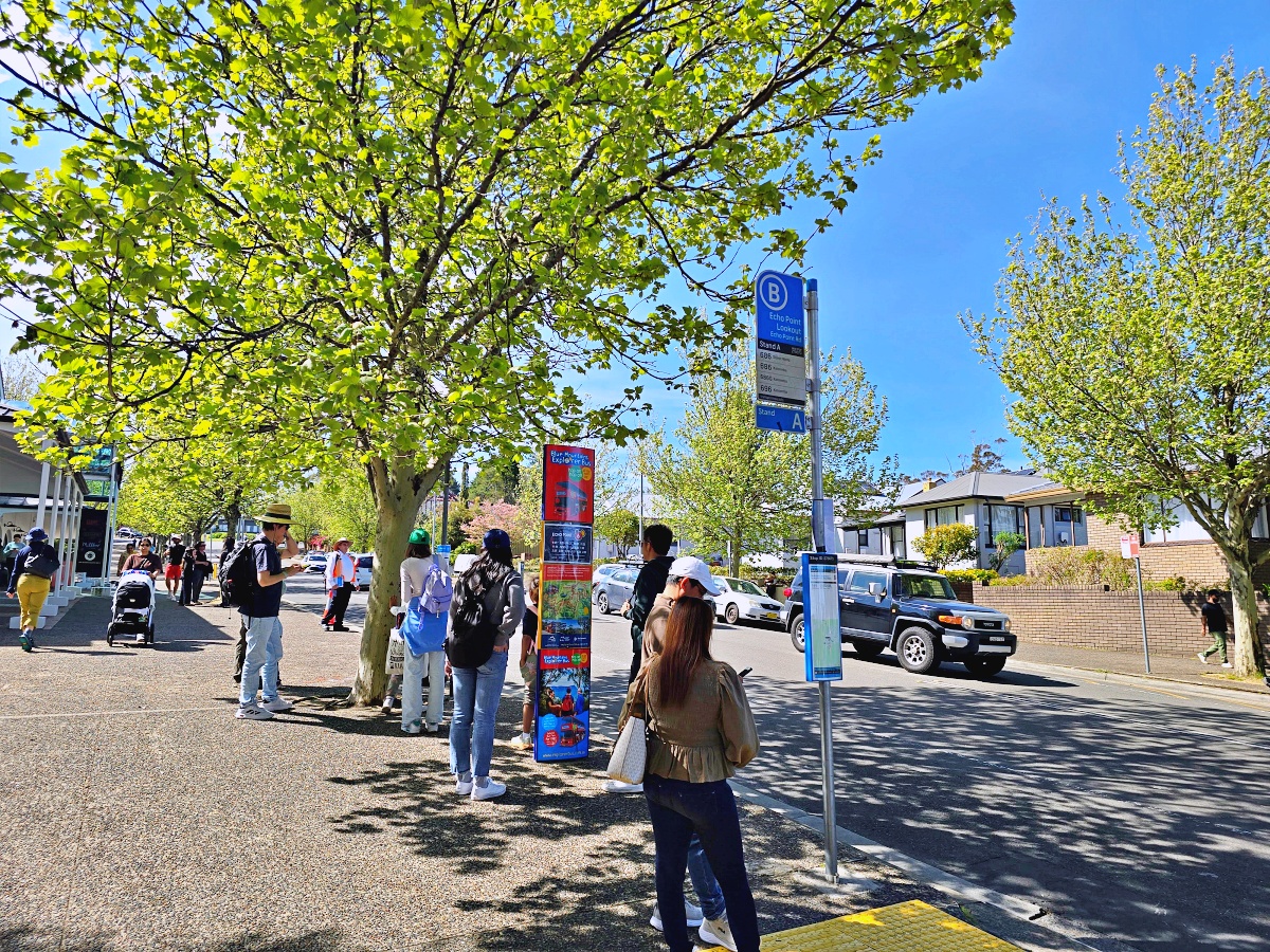 藍山國家公園一日遊｜三姐妹岩、回音角、觀景纜車、Leura Village 全攻略（優惠套票）