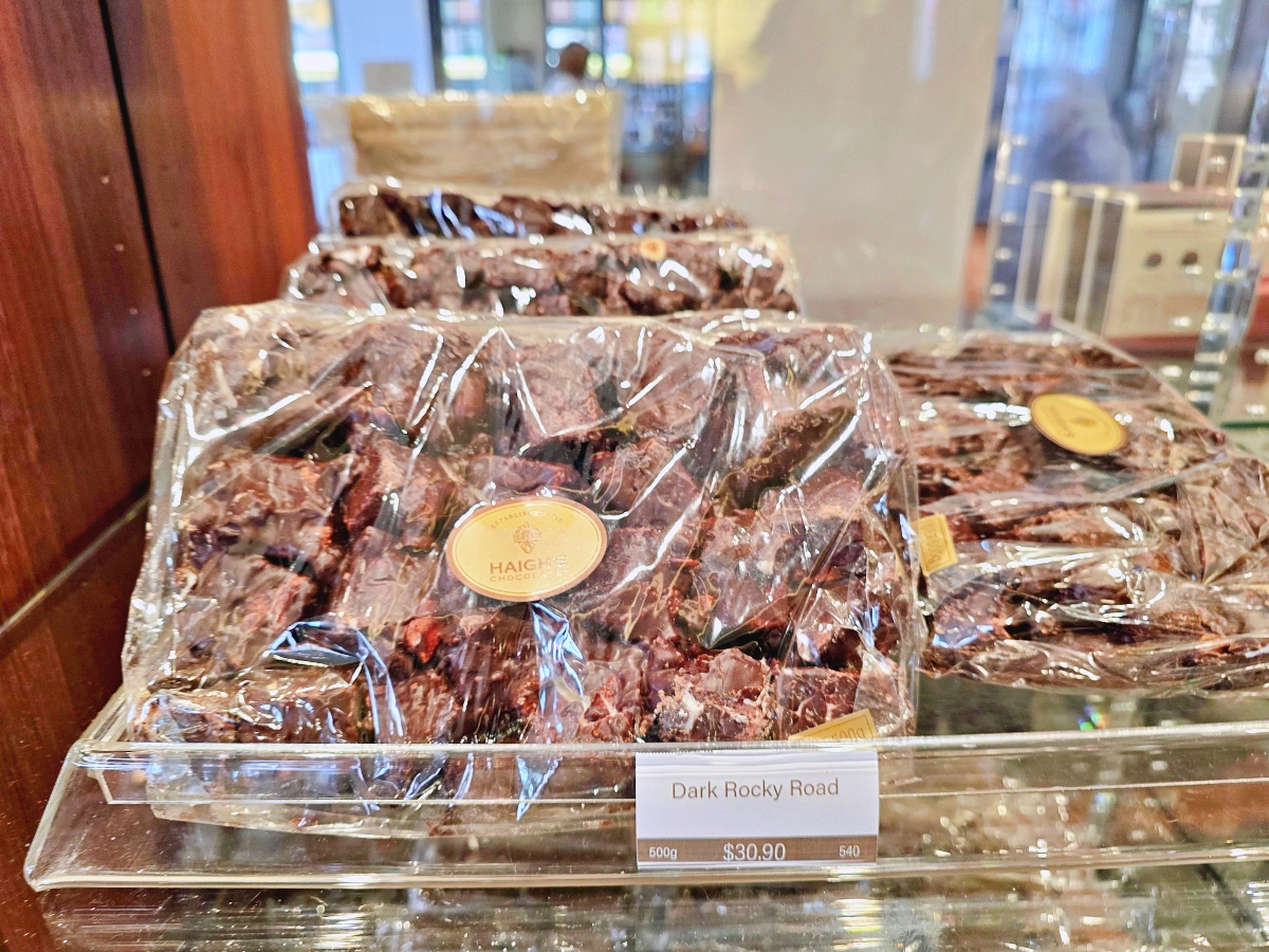 雪梨 QVB 維多利亞女王大廈購物指南｜交通方式、Haigh’s 巧克力店與周邊購物推薦