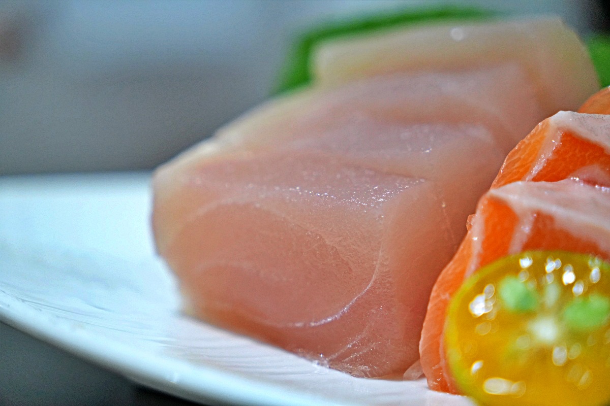 鮮滿樓海鮮料理｜萬里海鮮餐廳推薦、帝王蟹火鍋烤兩吃超澎湃！不飛北海道也能吃到三角市場級鮮味