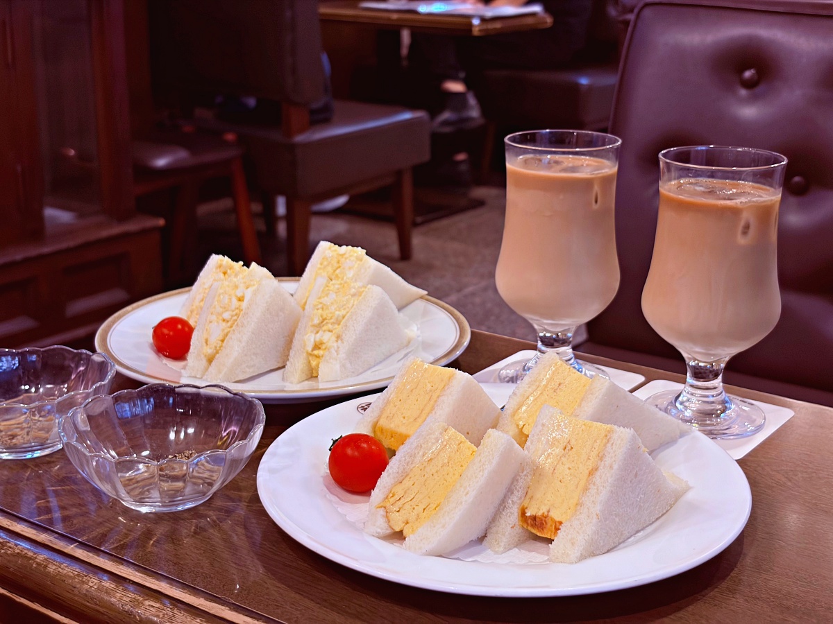 大阪心齋橋早餐推薦｜丸福珈琲店Marufuku Coffee本店｜昭和復古咖啡香、厚蛋三明治與鬆餅的經典早晨