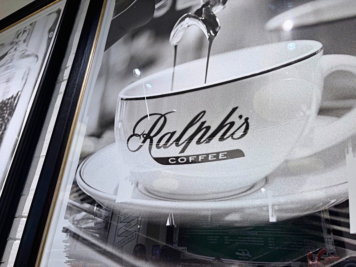 【大阪心齋橋咖啡廳推薦】POLO RALPH LAUREN CAFÉ|制服熊迎賓、京都抹茶拿鐵&限定紀念品太好逛 【大阪心齋橋咖啡廳推薦】POLO RALPH LAUREN CAFÉ|制服熊迎賓、京都抹茶拿鐵&限定紀念品太好逛