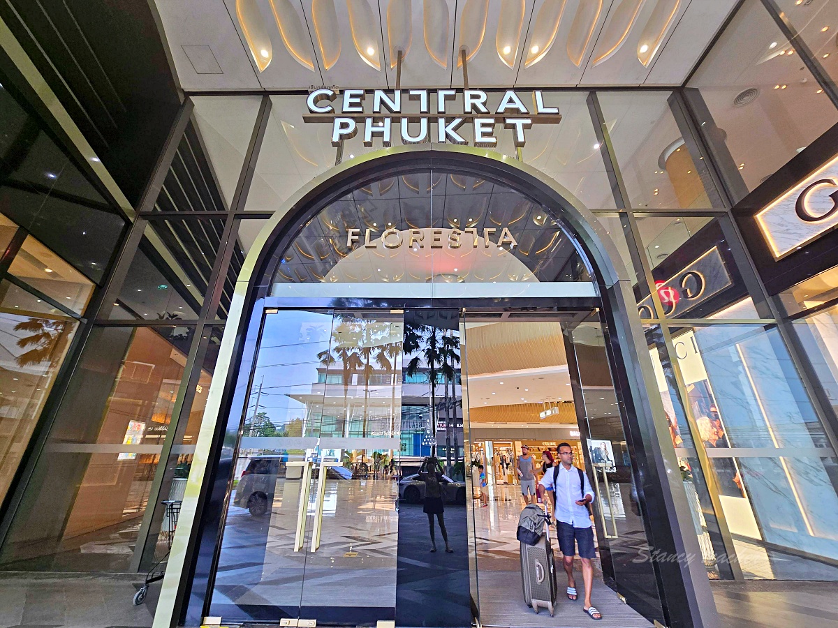 【普吉島購物攻略】Central Phuket Floresta 新館心得｜樓層介紹、人氣品牌、泰國小眾包・香氛好逛清單、水上市場造景 & 超美水族館一次看