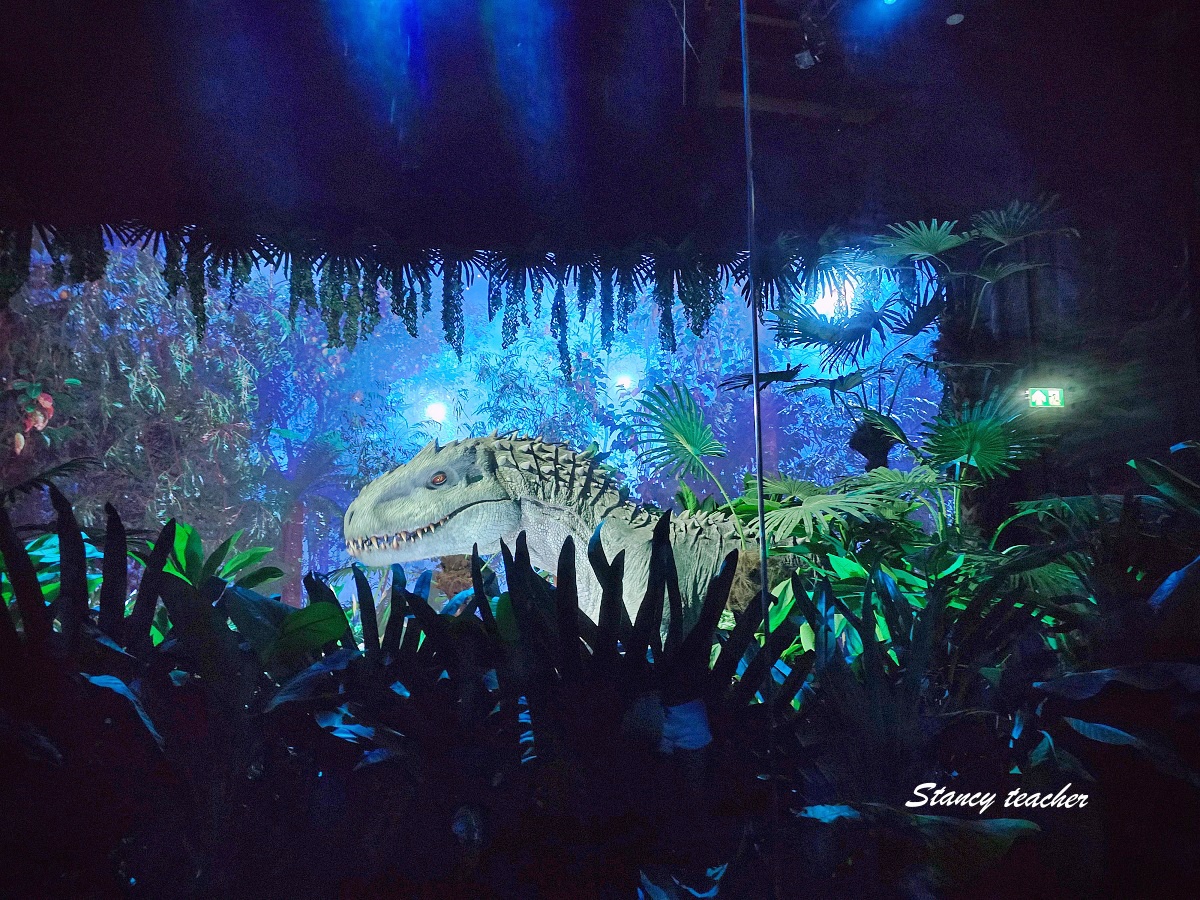 曼谷最新景點「曼谷河畔夜市侏羅紀世界沉浸式體驗展」Jurassic World: The Experience 攻略與心得