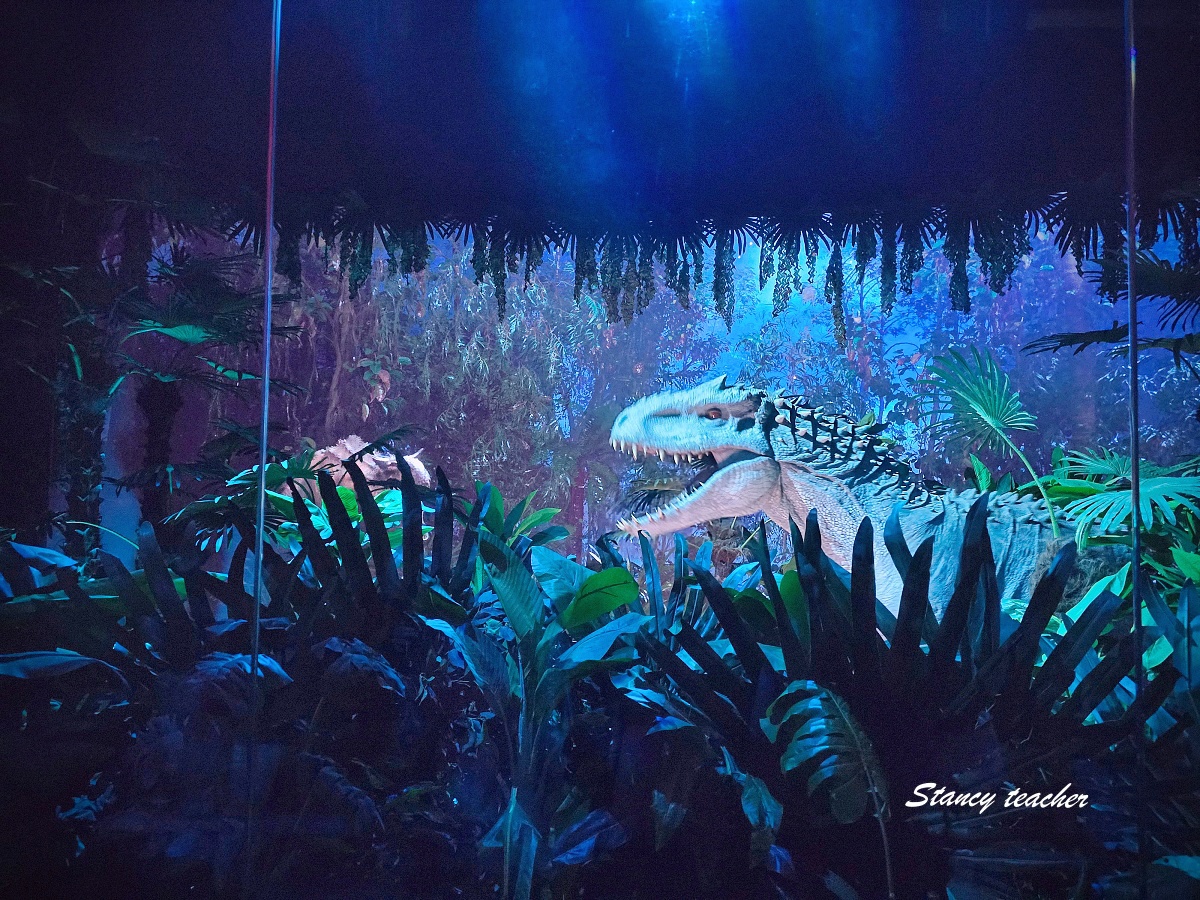 曼谷最新景點「曼谷河畔夜市侏羅紀世界沉浸式體驗展」Jurassic World: The Experience 攻略與心得