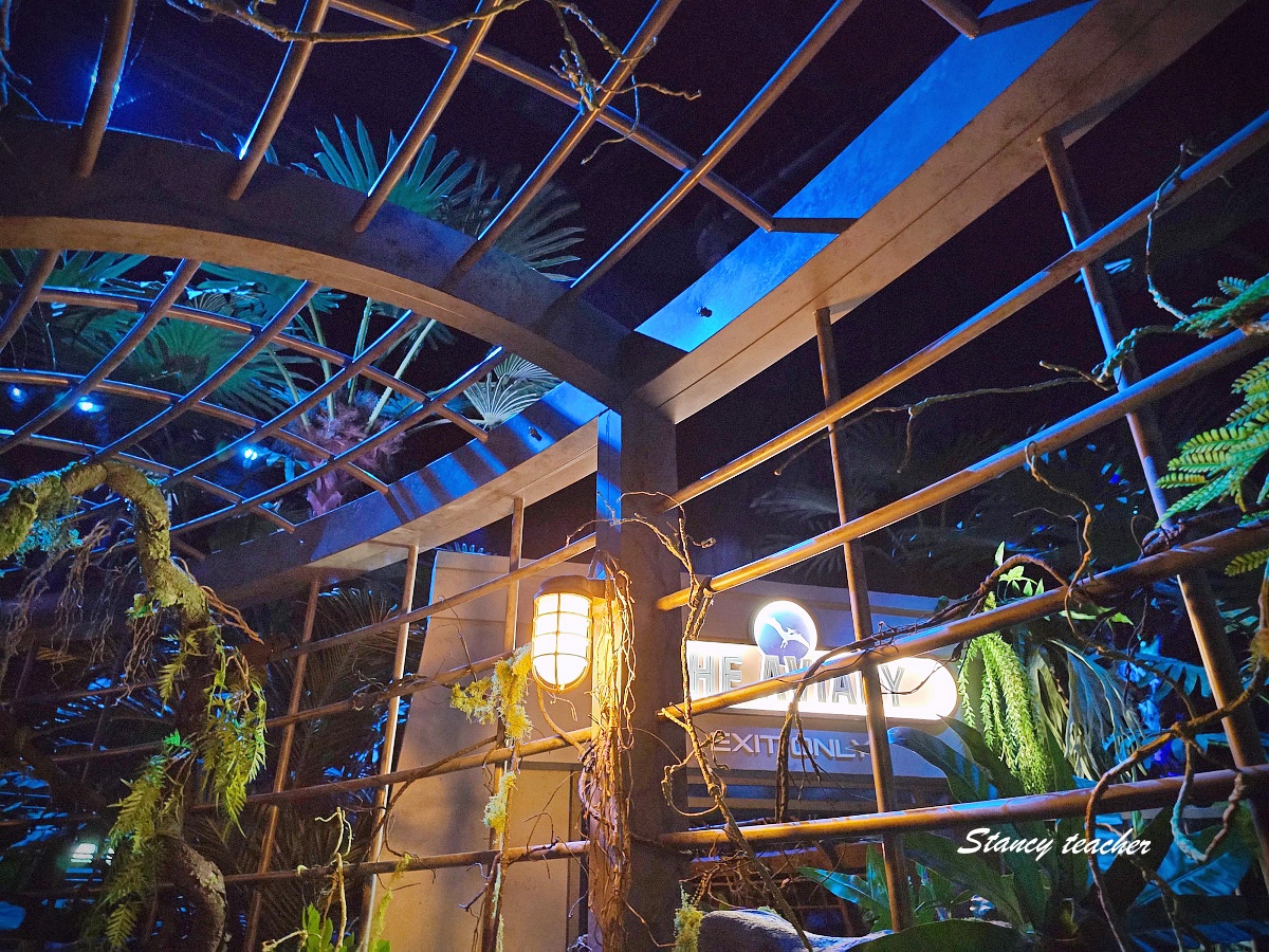 曼谷最新景點「曼谷河畔夜市侏羅紀世界沉浸式體驗展」Jurassic World: The Experience 攻略與心得