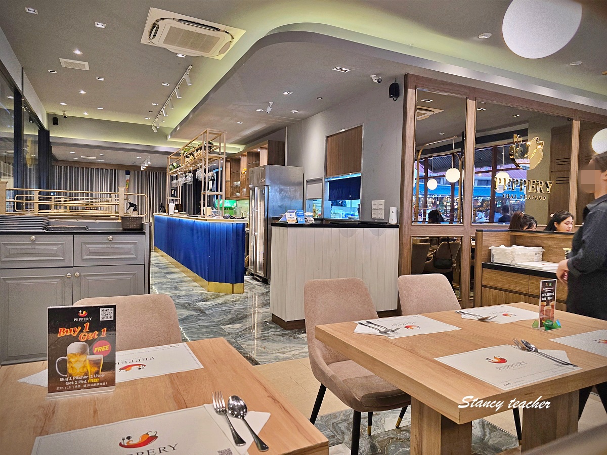 【曼谷碼頭夜市美食】Peppery Thai Seafood 有冷氣環境舒適又好吃！海鮮、泰式料理一次滿足的碼頭夜市餐廳推薦