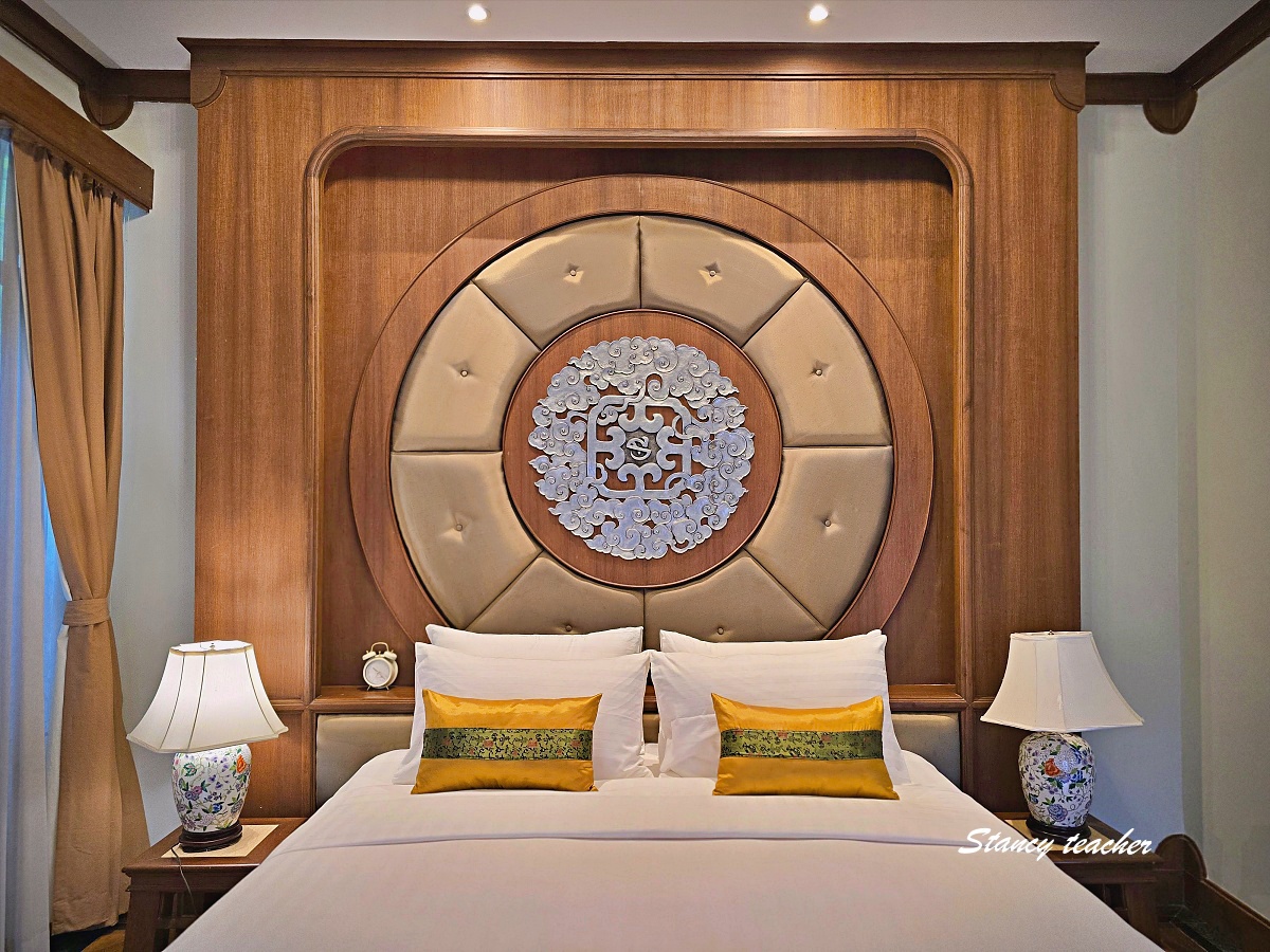【清邁住宿推薦】Lunar Mansion 月府酒店｜隱身古城巷弄的中式泳池宅，早餐單點無限吃SPA按摩與網美咖啡廳超享受！