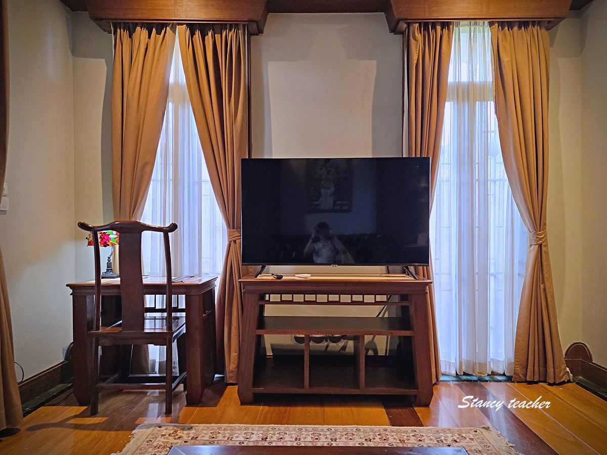 【清邁住宿推薦】Lunar Mansion 月府酒店｜隱身古城巷弄的中式泳池宅，早餐單點無限吃SPA按摩與網美咖啡廳超享受！