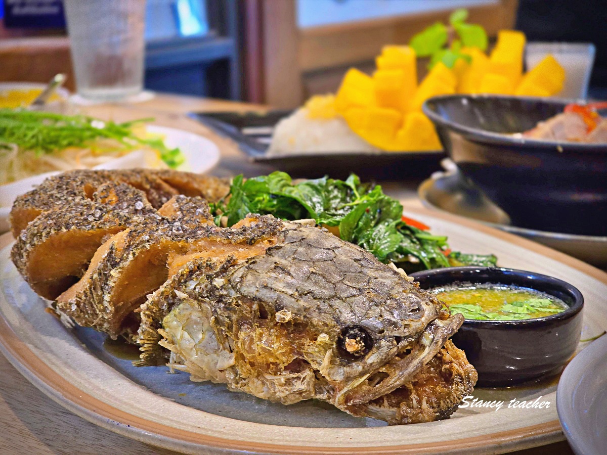 【清邁尼曼美食推薦】Kiew Kai Ka 泰北料理｜米其林推薦的尼曼必吃餐廳，在地人狂推的正統清邁家常味