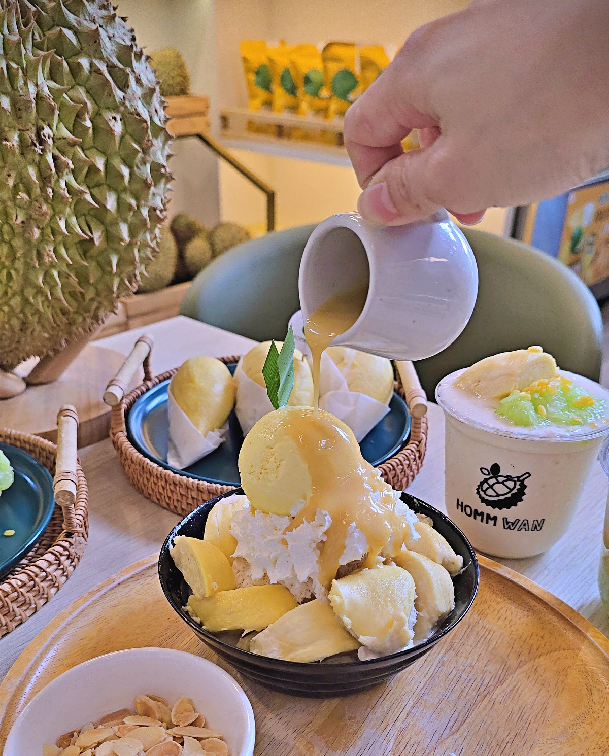【清邁尼曼甜點推薦】Homm Wan One Nimman 榴槤甜品專賣店｜天神養的榴槤、冰淇淋糯米飯必吃！