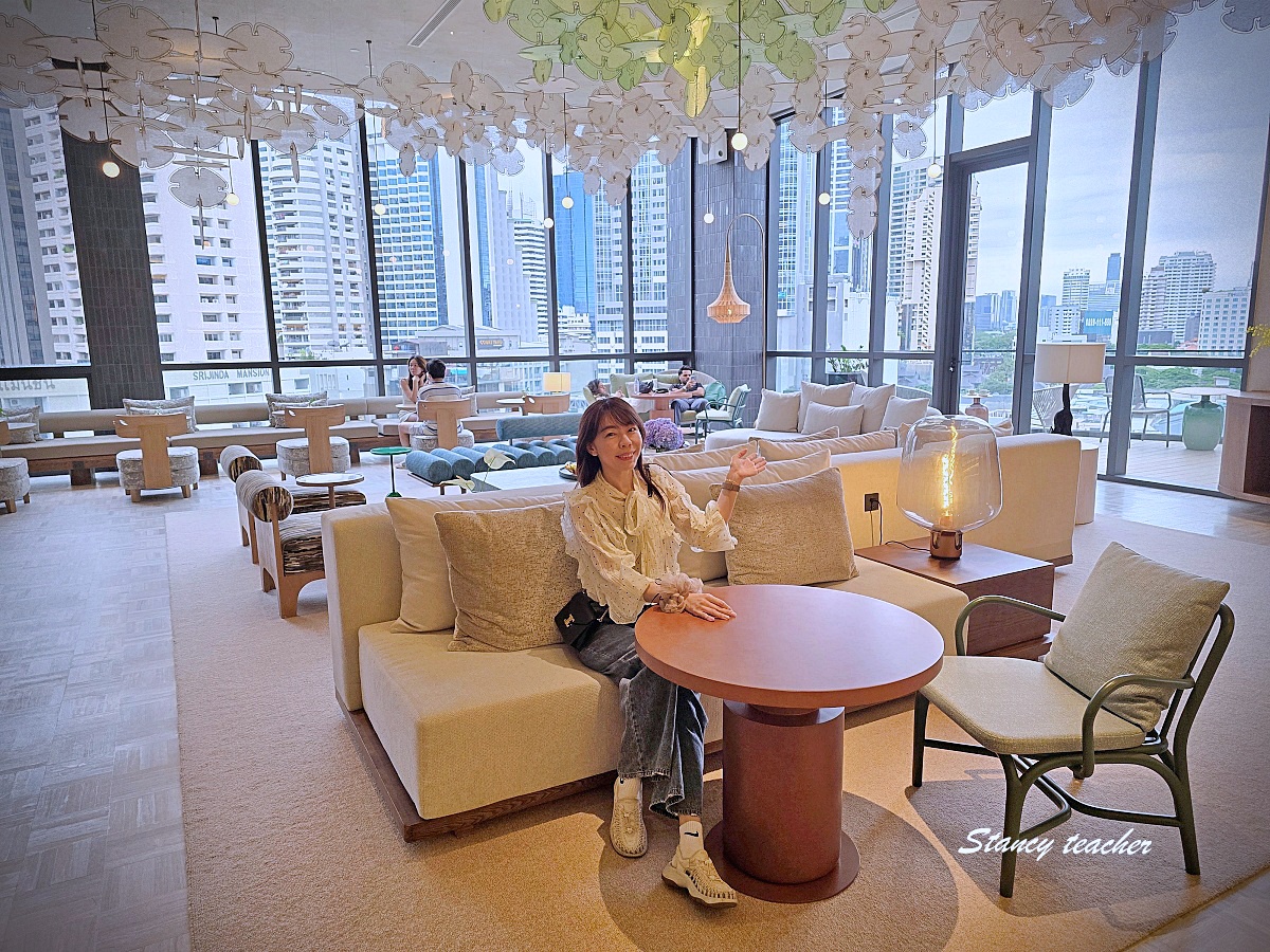【曼谷住宿推薦】KROMO Bangkok Curio Collection by Hilton｜粉紅系五星新開幕：早餐到下午三點、十樓無邊際泳池、設計感客房全攻略
