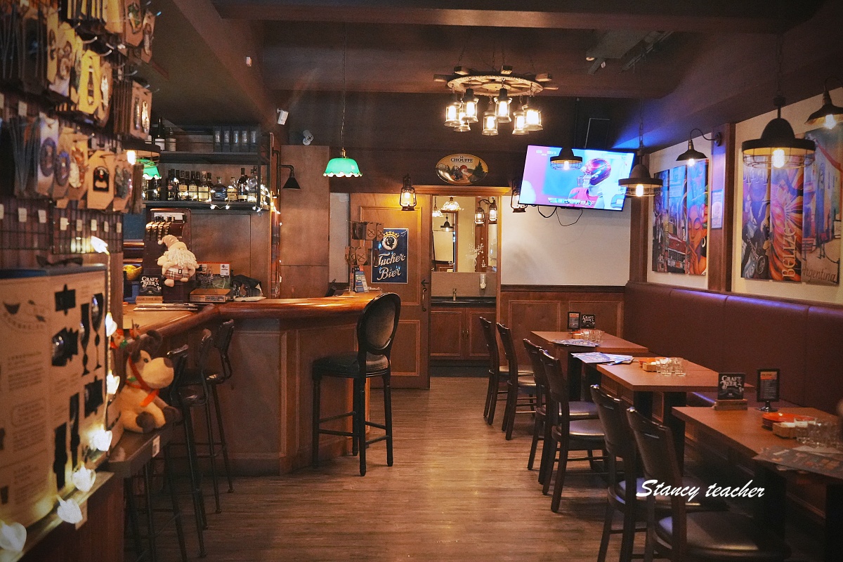 【竹北早午餐推薦】ABV 加勒比海餐酒館竹北旗艦店｜異國風 Brunch、海島度假系餐酒館，用餐環境超 Chill！