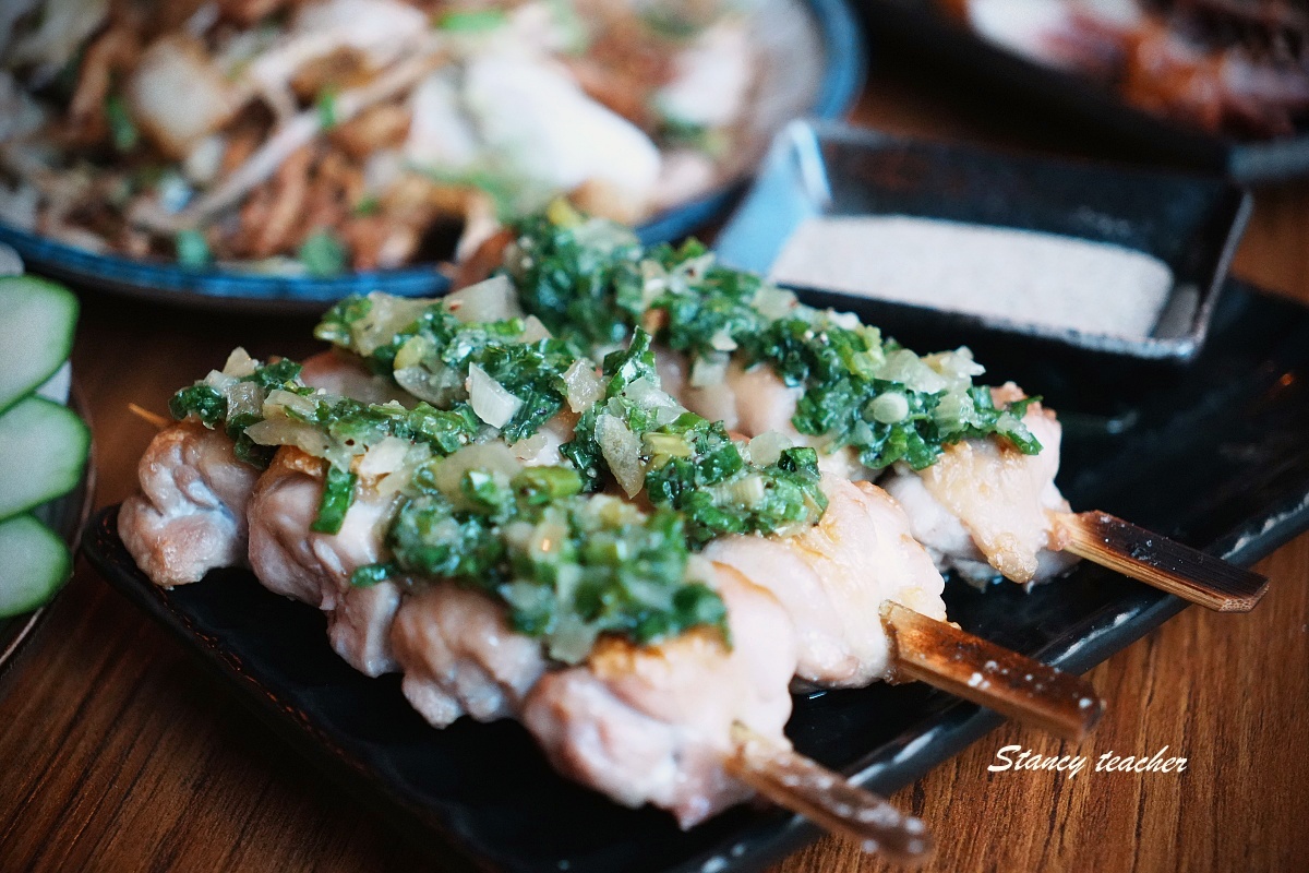 【新竹日式居酒屋推薦】ABV Bar & Kitchen 日式居酒館｜稻草燒、大阪燒、鐵板料理、精釀啤酒一次滿足！聚餐、宵夜、包場首選
