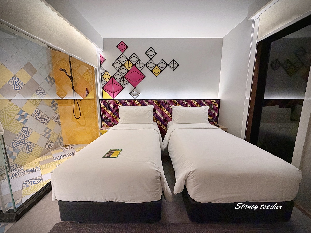 曼谷家庭住宿推薦｜ibis Styles Bangkok Silom 宜必思尚品曼谷是隆店｜親子友善、設計感滿分、泳池健身房一次滿足