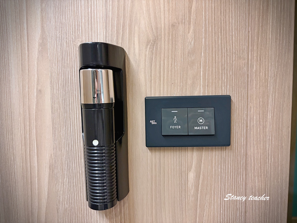 曼谷家庭住宿推薦｜ibis Styles Bangkok Silom 宜必思尚品曼谷是隆店｜親子友善、設計感滿分、泳池健身房一次滿足