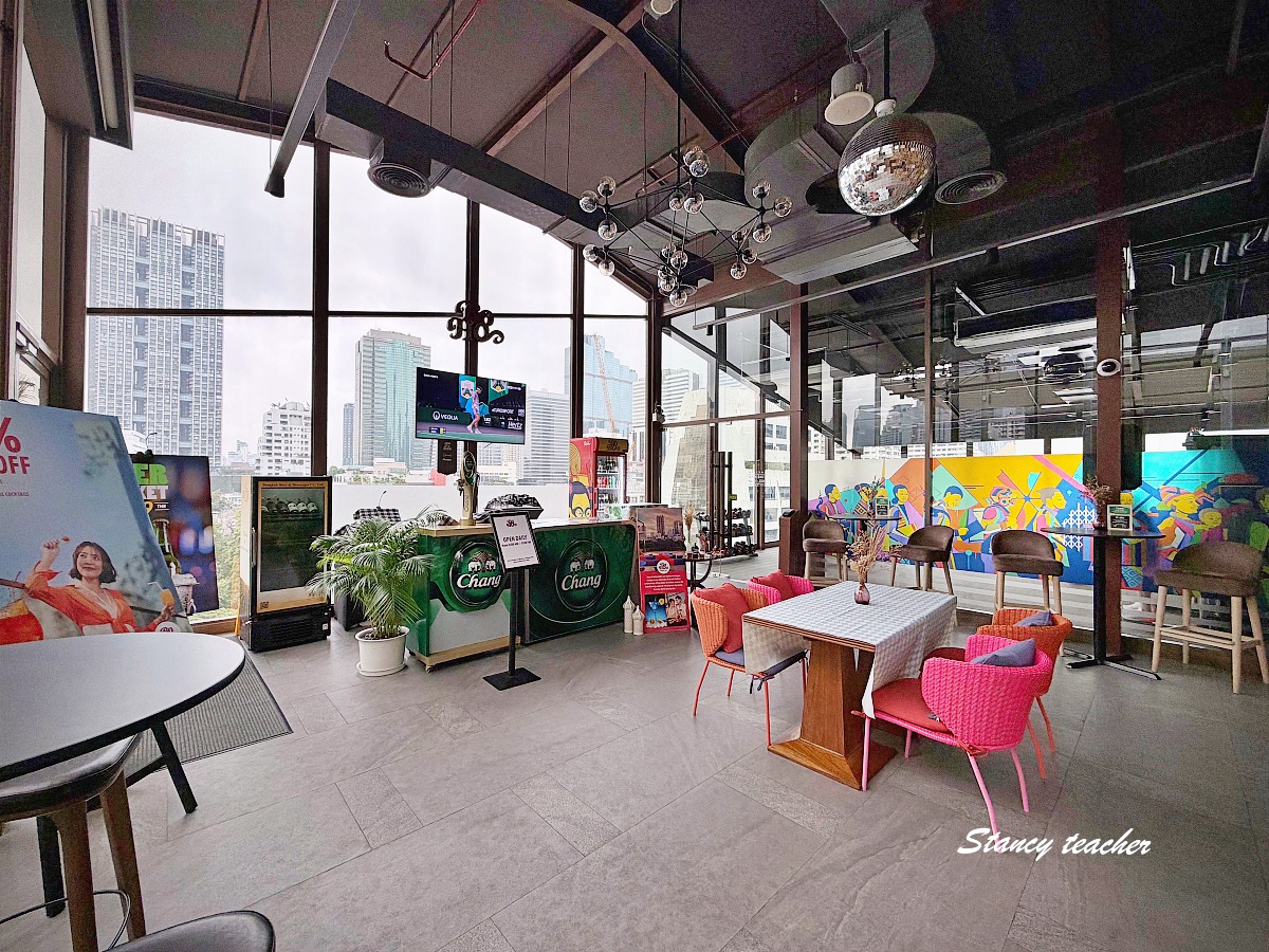 曼谷家庭住宿推薦｜ibis Styles Bangkok Silom 宜必思尚品曼谷是隆店｜親子友善、設計感滿分、泳池健身房一次滿足