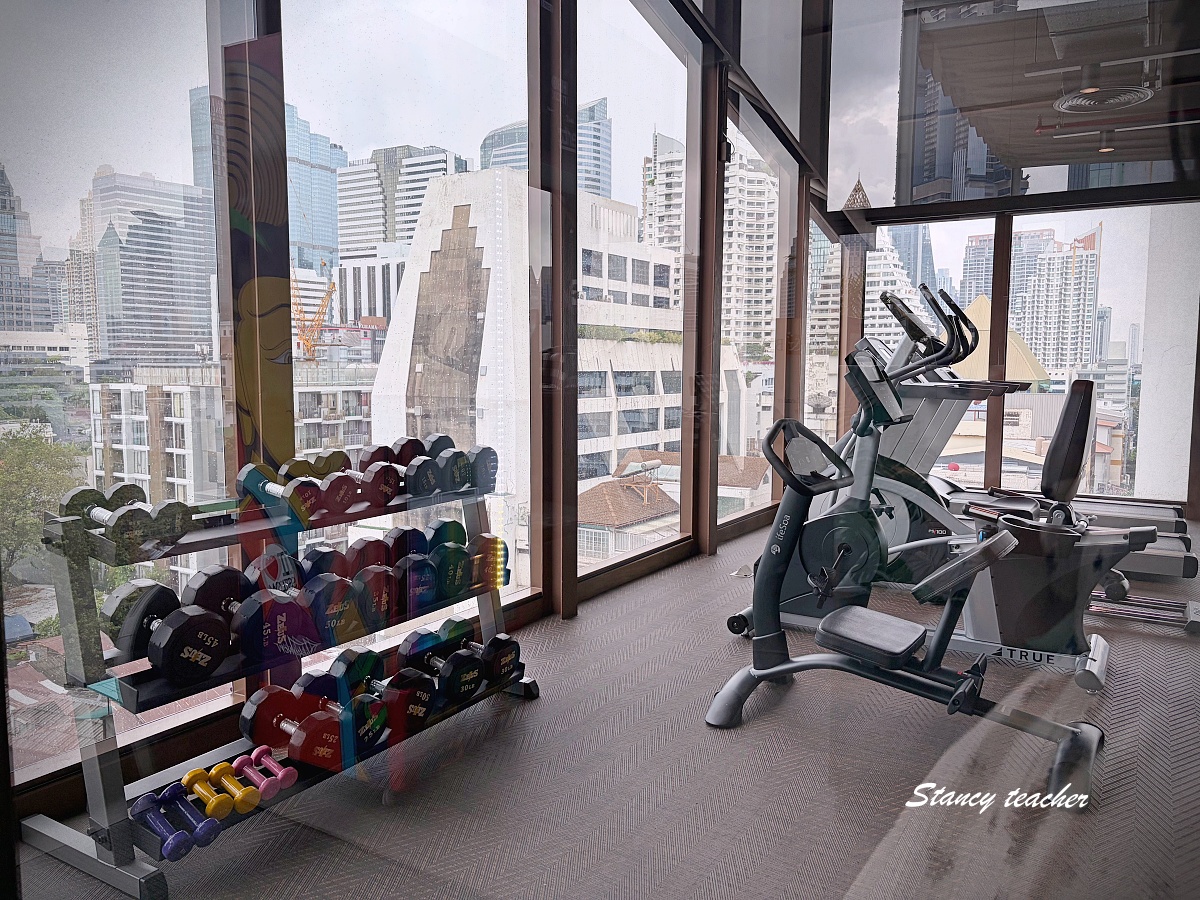 曼谷家庭住宿推薦|ibis Styles Bangkok Silom 宜必思尚品曼谷是隆店|親子友善、設計感滿分、泳池健身房一次滿足 曼谷家庭住宿推薦|ibis Styles Bangkok Silom 宜必思尚品曼谷是隆店|親子友善、設計感滿分、泳池健身房一次滿足