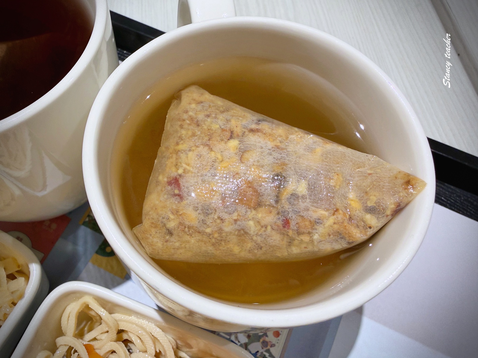 【內湖三總美食街】潮膳堂｜港式粥品、潮州麵點、燉湯一次滿足！內湖上班族最愛的清爽系港味餐廳（環境介紹）