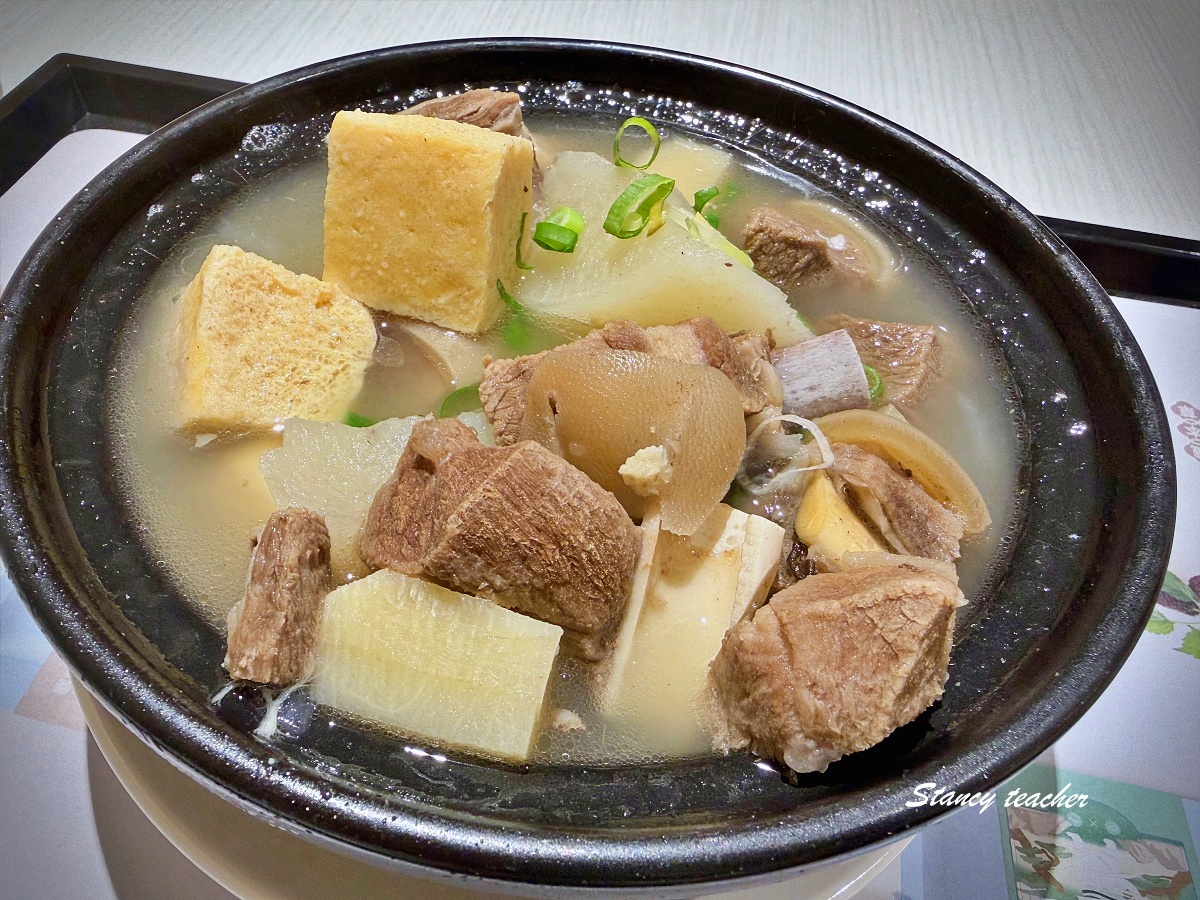 【內湖三總美食街】潮膳堂｜港式粥品、潮州麵點、燉湯一次滿足！內湖上班族最愛的清爽系港味餐廳（環境介紹）