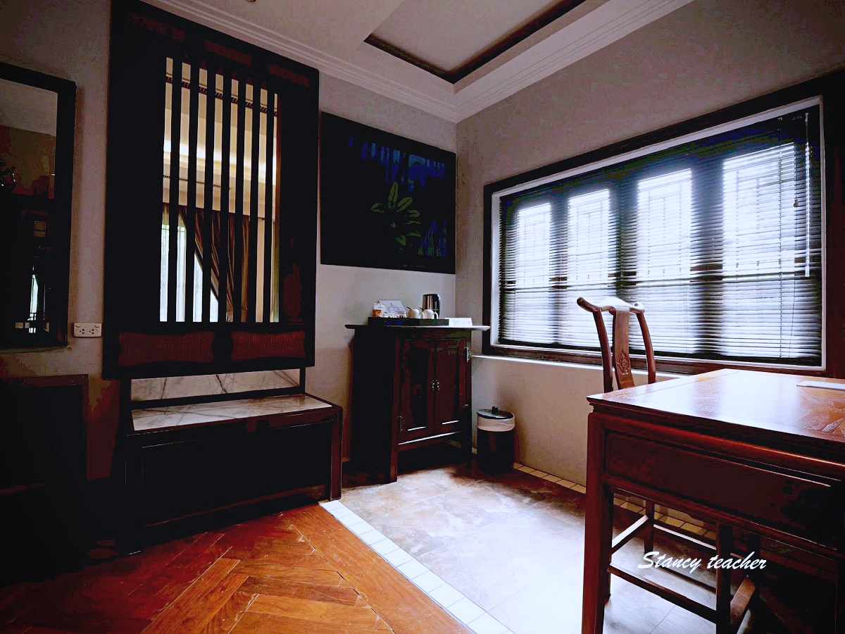 【清邁住宿推薦】Lunar Mansion 月府酒店｜隱身古城巷弄的中式泳池宅，早餐單點無限吃SPA按摩與網美咖啡廳超享受！