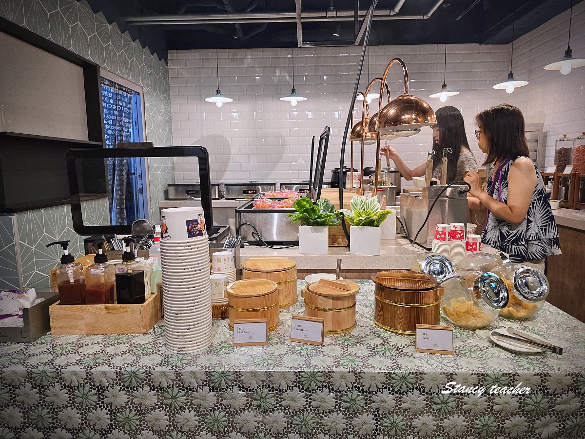 【台中親子住宿推薦】台中東旅住宿心得｜高級四人房、下午茶宵夜、早餐一次分享