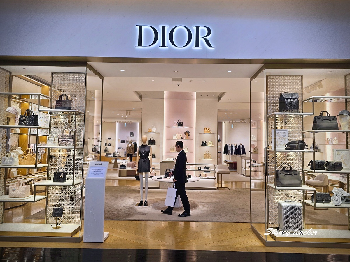 DFS 沖繩精品 LV 手錶補回原文章照片 8