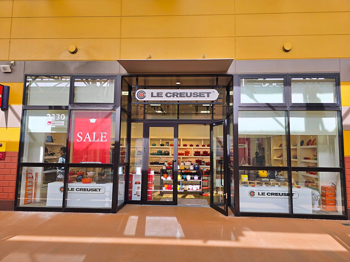 【沖繩 ASHIBINAA Outlet 必買攻略】品牌清單、退稅教學與最新購物心得（含退稅櫃台位置）