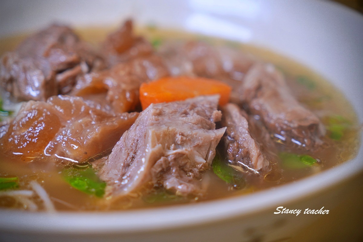九添福牛肉麵館｜新竹米其林必比登推薦牛肉麵，城隍廟必吃美食