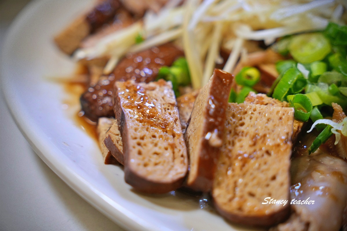 九添福牛肉麵館｜新竹米其林必比登推薦牛肉麵，城隍廟必吃美食