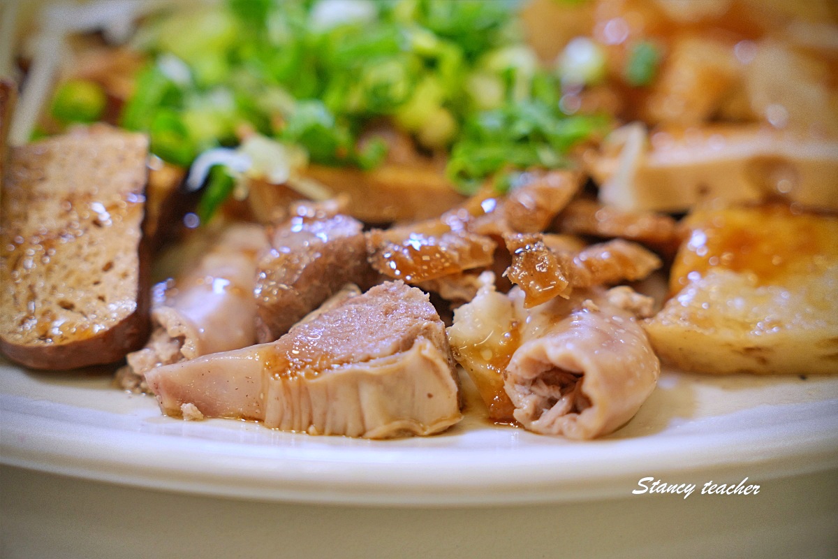 九添福牛肉麵館｜新竹米其林必比登推薦牛肉麵，城隍廟必吃美食